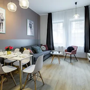 Friendhouse Apartment