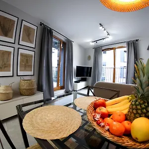 Browar Lubicz | Balcony | Elevator | Free Garage Apartment