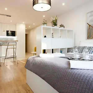 Rakowicka Apartment